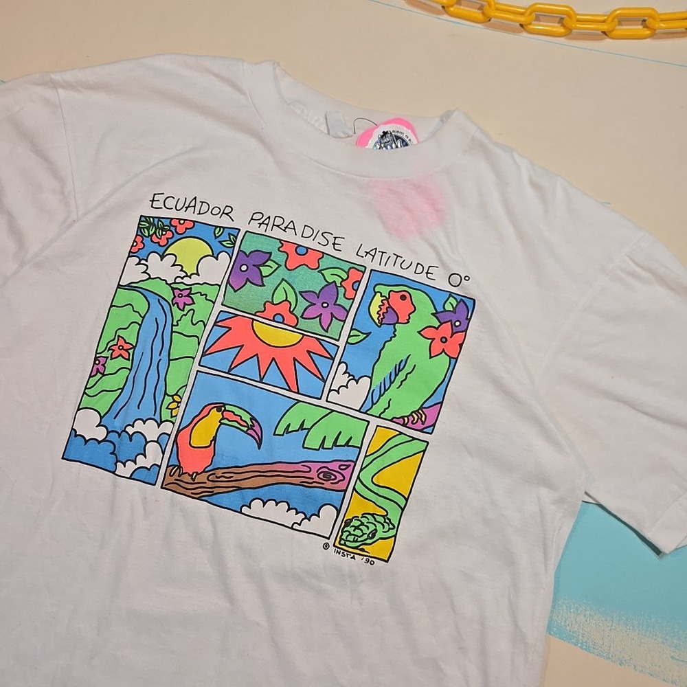 VTG Ecuador Marathon L Tag T-Shirt Single Stitch Paradise‎ Latitude 0 1990s USA